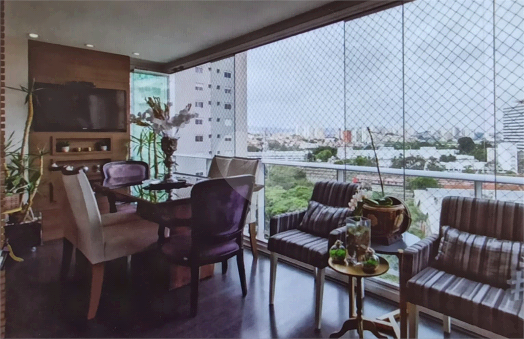 Apartamento no Alto da Lapa