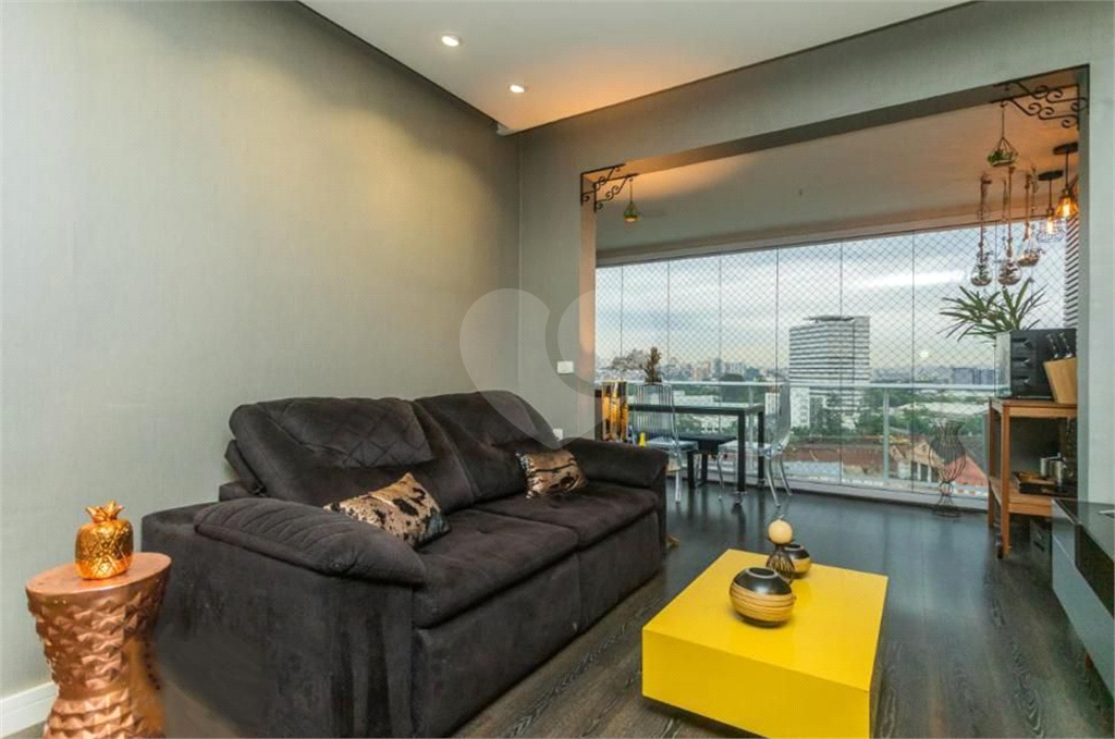 Apartamento no Alto da Lapa