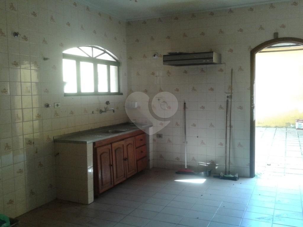 Sobrado na Vila Santos – Zona Norte em local maravilhoso e cercado de muito verde! 