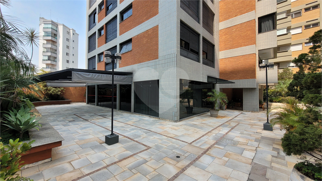 Cobertura Duplex para venda, 4 quartos (2 suítes), piscina, espaço gourmet. 4 vagas. Água Fria