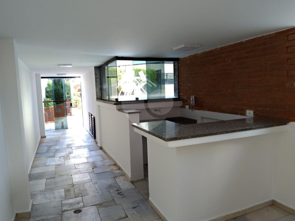 Cobertura Duplex para venda, 4 quartos (2 suítes), piscina, espaço gourmet. 4 vagas. Água Fria