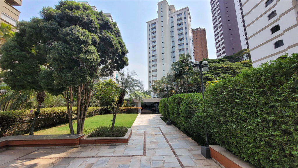 Cobertura Duplex para venda, 4 quartos (2 suítes), piscina, espaço gourmet. 4 vagas. Água Fria