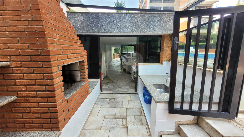 Cobertura Duplex para venda, 4 quartos (2 suítes), piscina, espaço gourmet. 4 vagas. Água Fria