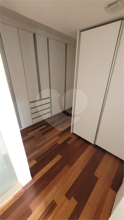 Cobertura Duplex para venda, 4 quartos (2 suítes), piscina, espaço gourmet. 4 vagas. Água Fria