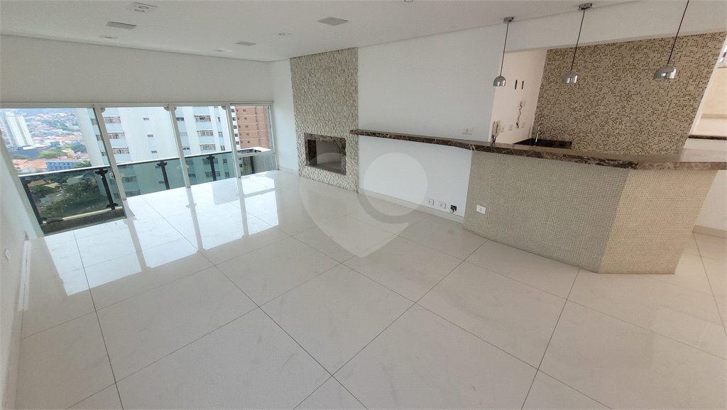 Cobertura Duplex para venda, 4 quartos (2 suítes), piscina, espaço gourmet. 4 vagas. Água Fria