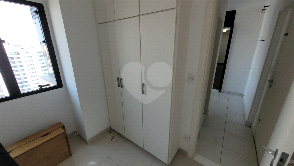 Cobertura Duplex para venda, 4 quartos (2 suítes), piscina, espaço gourmet. 4 vagas. Água Fria