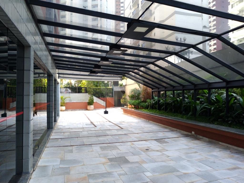 Cobertura Duplex para venda, 4 quartos (2 suítes), piscina, espaço gourmet. 4 vagas. Água Fria