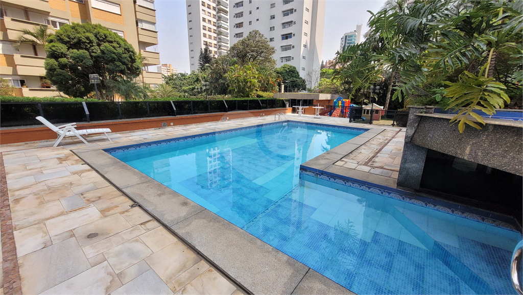 Cobertura Duplex para venda, 4 quartos (2 suítes), piscina, espaço gourmet. 4 vagas. Água Fria