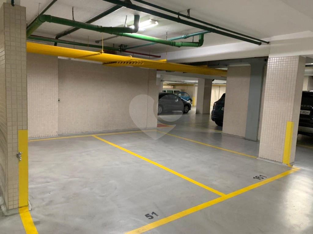 APARTAMENTO em SANTANA