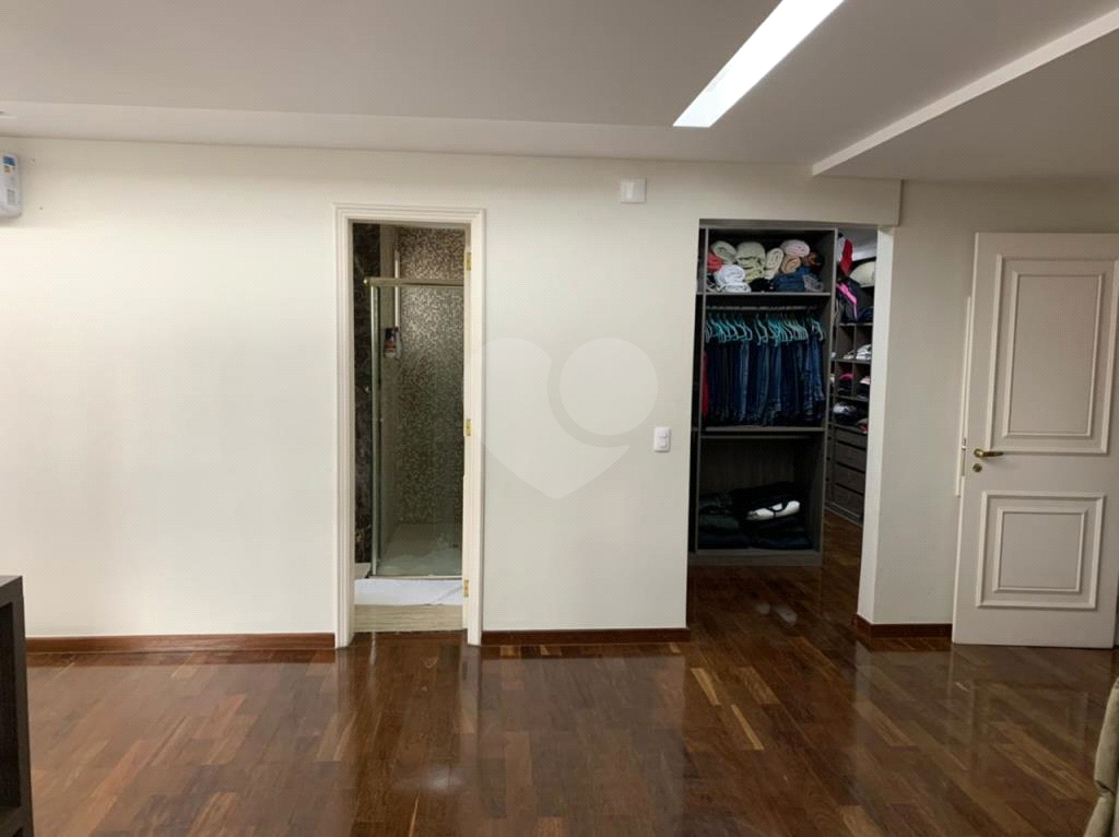 APARTAMENTO em SANTANA
