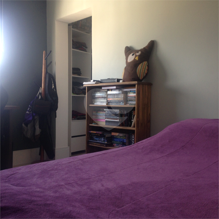 Cobertura com piscina e 3 vagas.