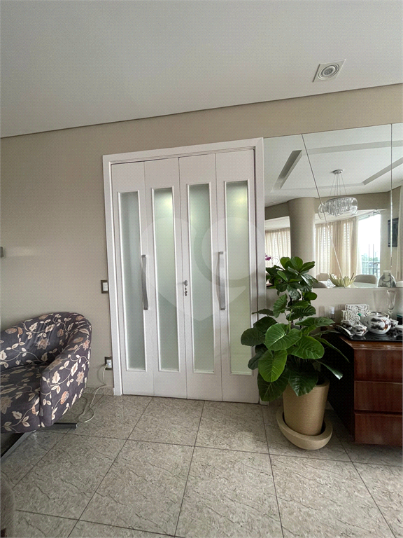 APARTAMENTO em MANDAQUI