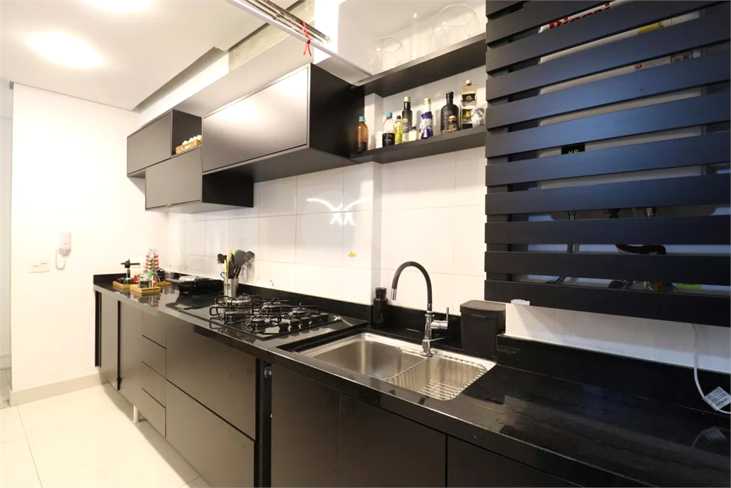 Apartamento Perdizes 2 dormitórios, sendo 1 suíte, e 2 vagas de garagem 