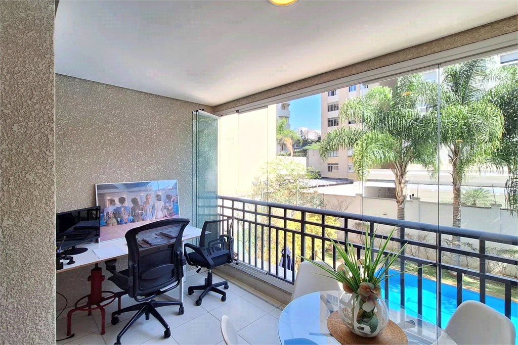 Apartamento Perdizes 2 dormitórios, sendo 1 suíte, e 2 vagas de garagem 