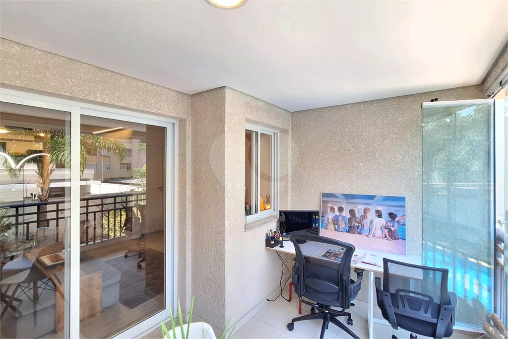 Apartamento Perdizes 2 dormitórios, sendo 1 suíte, e 2 vagas de garagem 