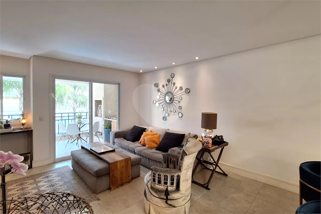 Apartamento Perdizes 2 dormitórios, sendo 1 suíte, e 2 vagas de garagem 