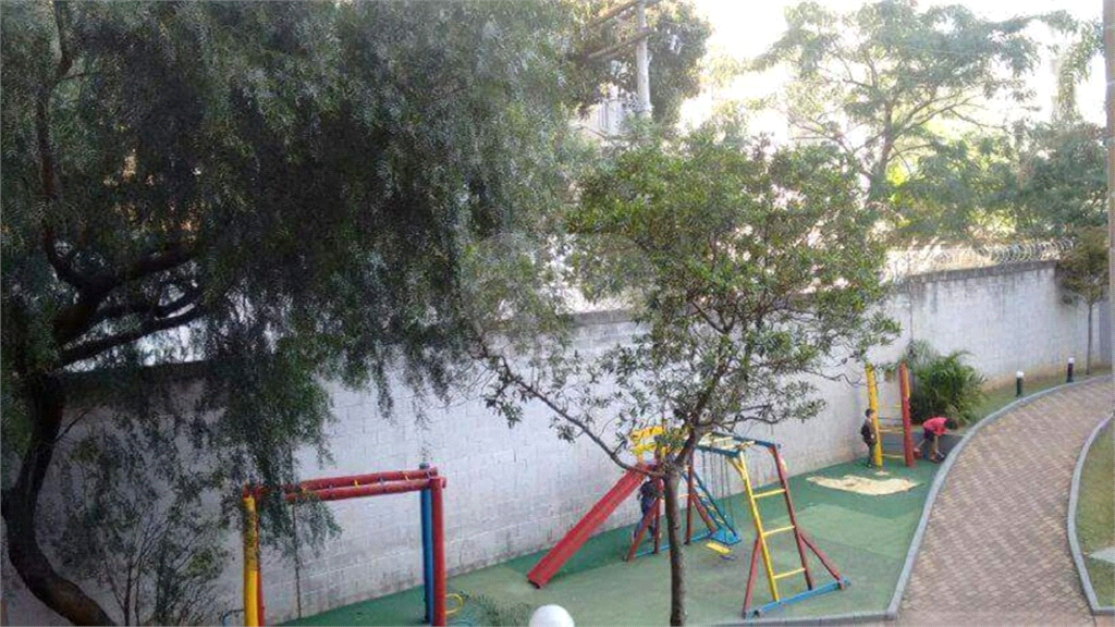 APARTAMENTO em TUCURUVI
