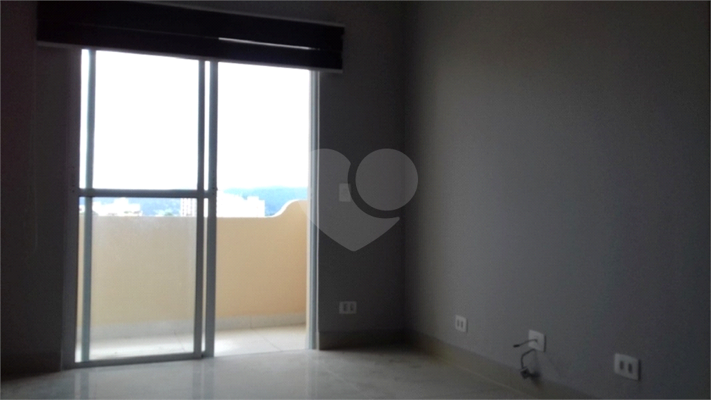 APARTAMENTO em TUCURUVI