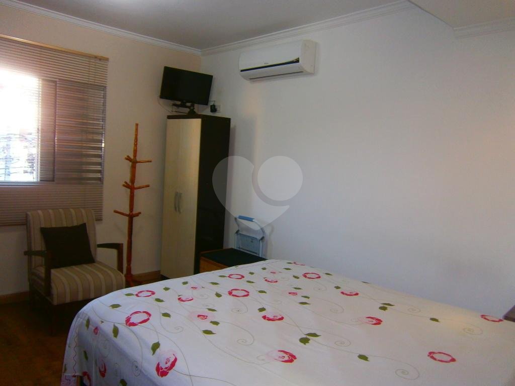 Terreno ou 03 casas para uma mesma familia