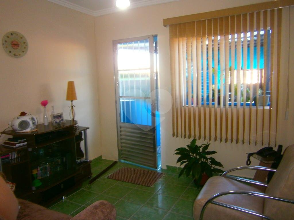 Terreno ou 03 casas para uma mesma familia
