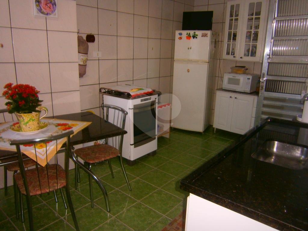 Terreno ou 03 casas para uma mesma familia