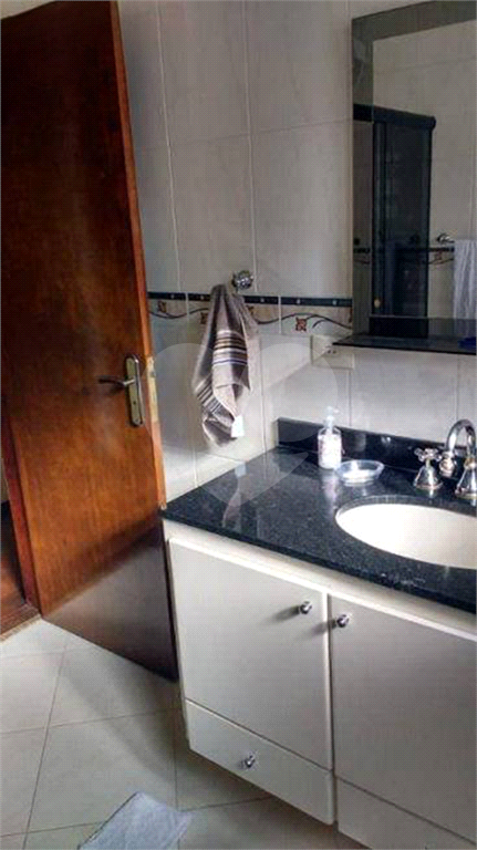 Sobrado à venda e aluguel com 3 quartos, 198m² - Foto 56