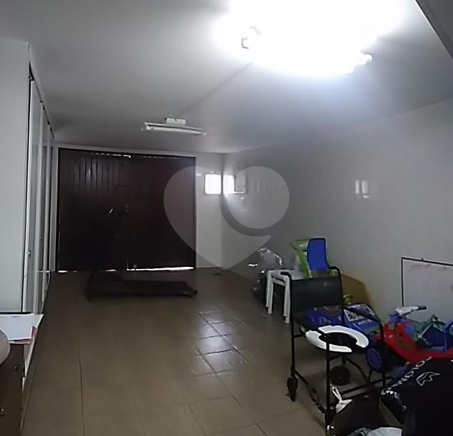 Sobrado à venda e aluguel com 3 quartos, 198m² - Foto 31