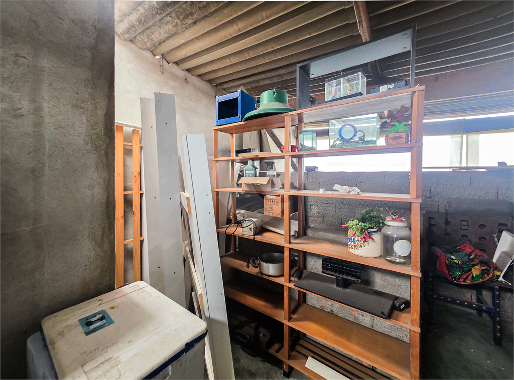 Excelente sobrado com 3 dormitorios rua tranquila passagem so dos moradores