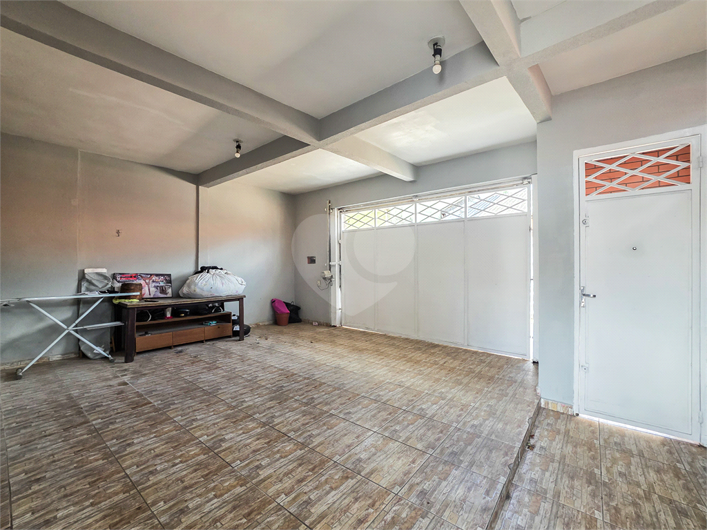 Excelente sobrado com 3 dormitorios rua tranquila passagem so dos moradores