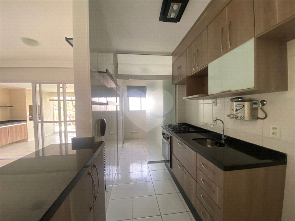 APARTAMENTO em TREMEMBÉ