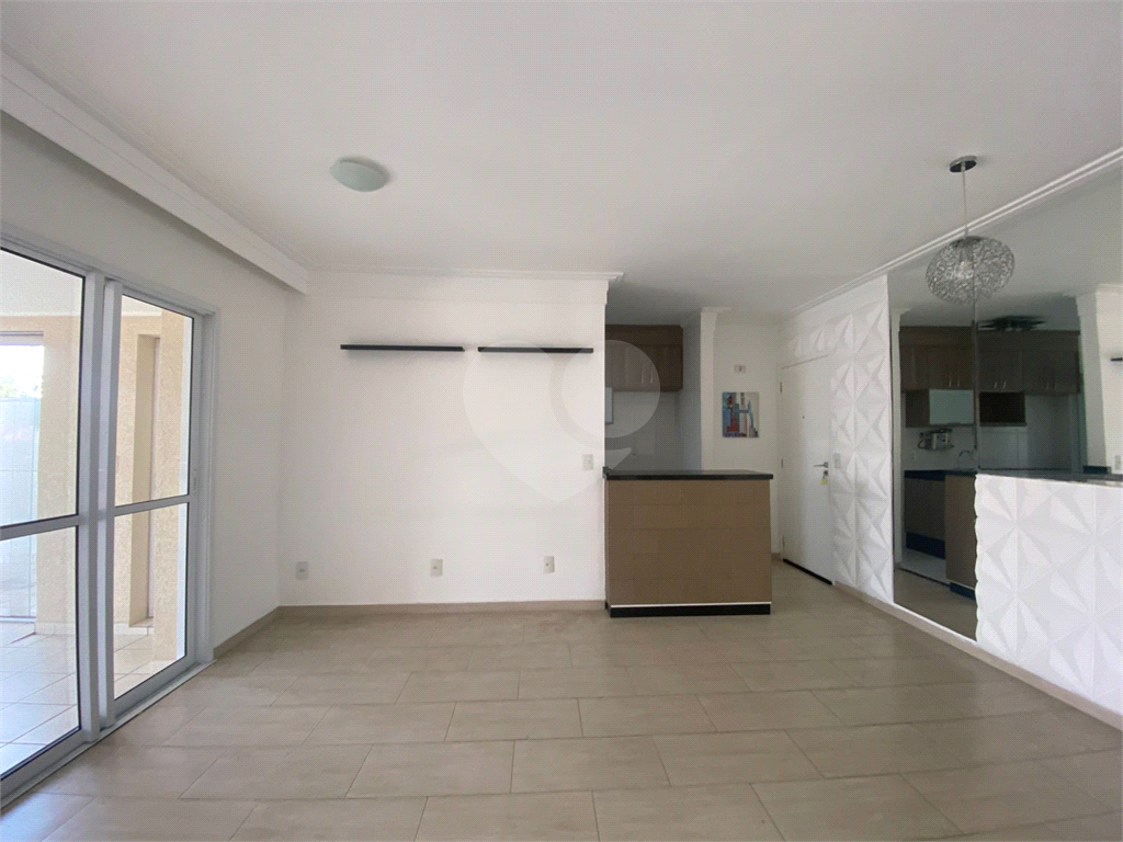 APARTAMENTO em TREMEMBÉ