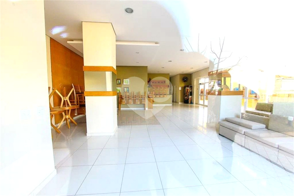 APARTAMENTO em TREMEMBÉ