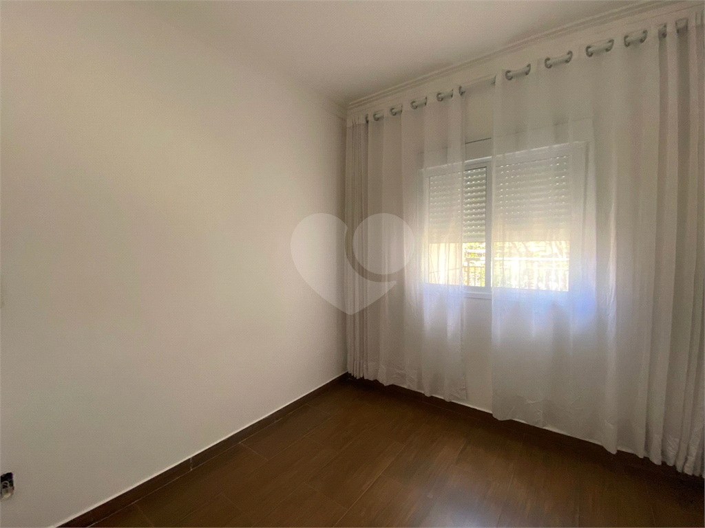 APARTAMENTO em TREMEMBÉ