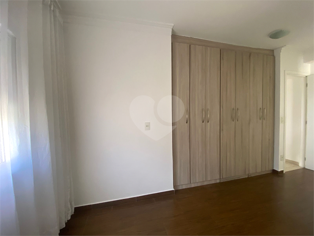 APARTAMENTO em TREMEMBÉ