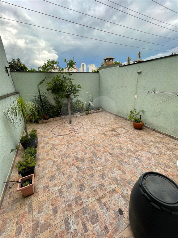 Sobrado à venda com 3 quartos, 240m² - Foto 25