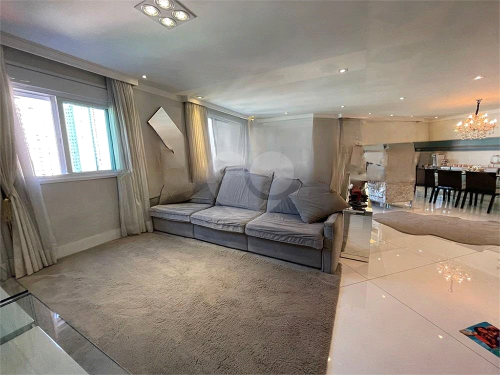 Apartamento à venda em Santana com 190 m² privativos: 3 suítes 