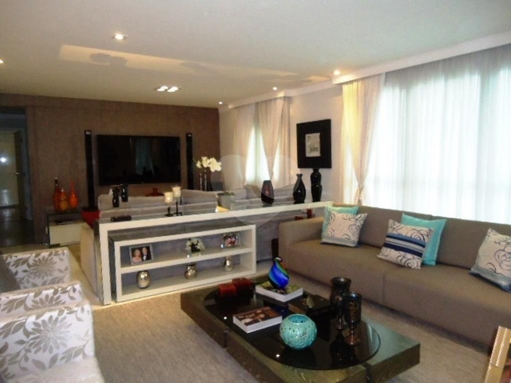 Apartamento à venda em Santana com 190 m² privativos: 3 suítes 