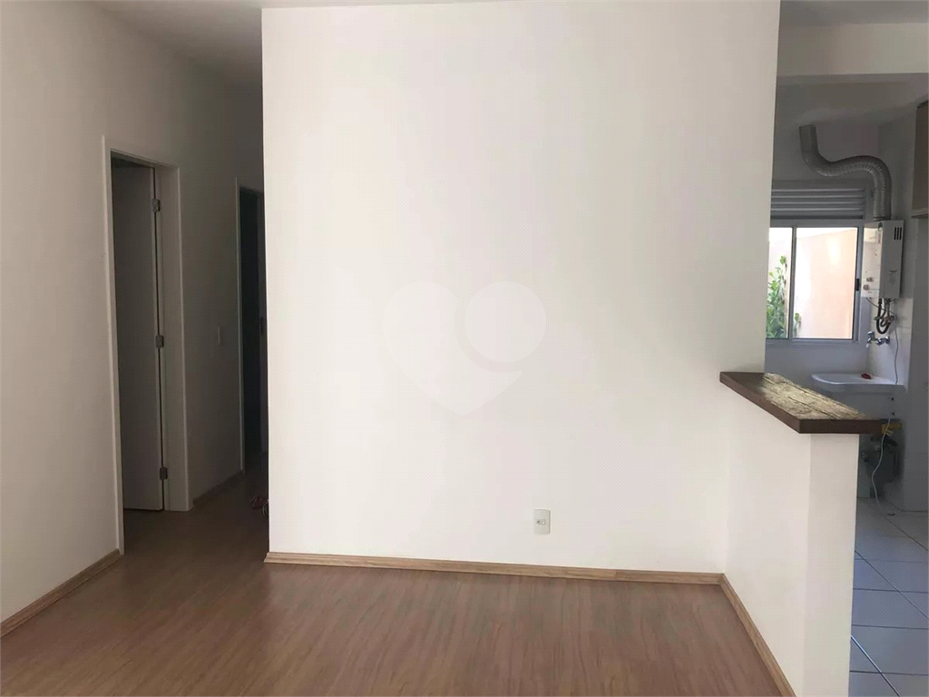 APARTAMENTO em SACOMÃ