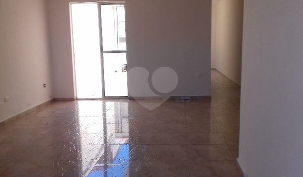 LINDA CASA EM SANTANA