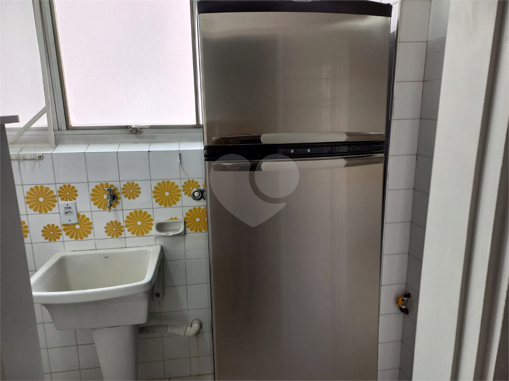 APARTAMENTO em PERDIZES