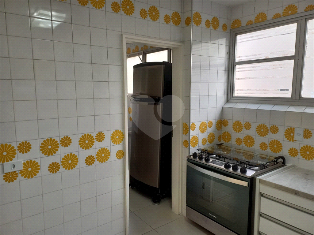APARTAMENTO em PERDIZES