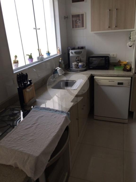 Linda casa à venda no bairro do Mandaqui