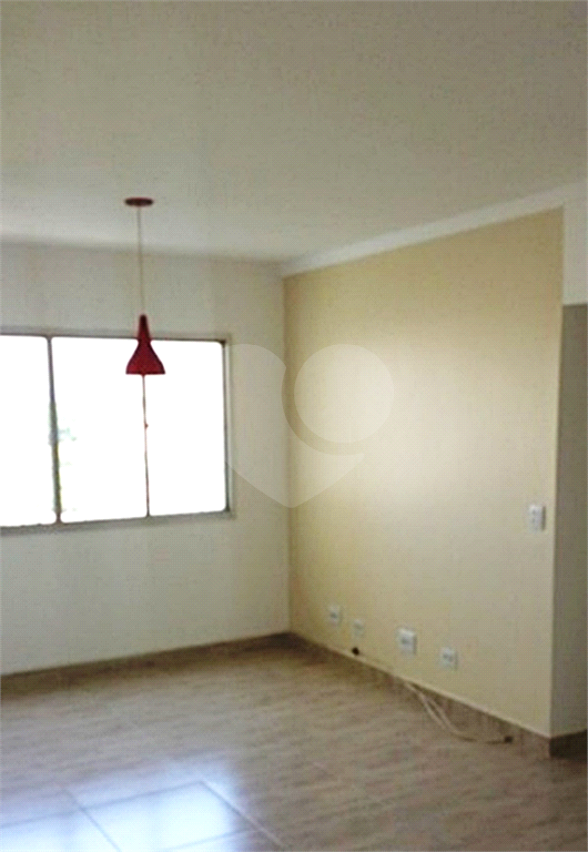 Apartamento vago para venda