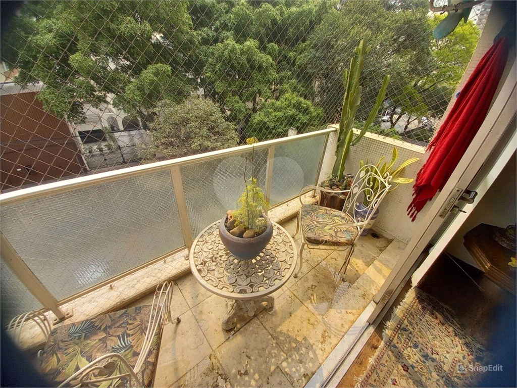 Apartamento em Moema