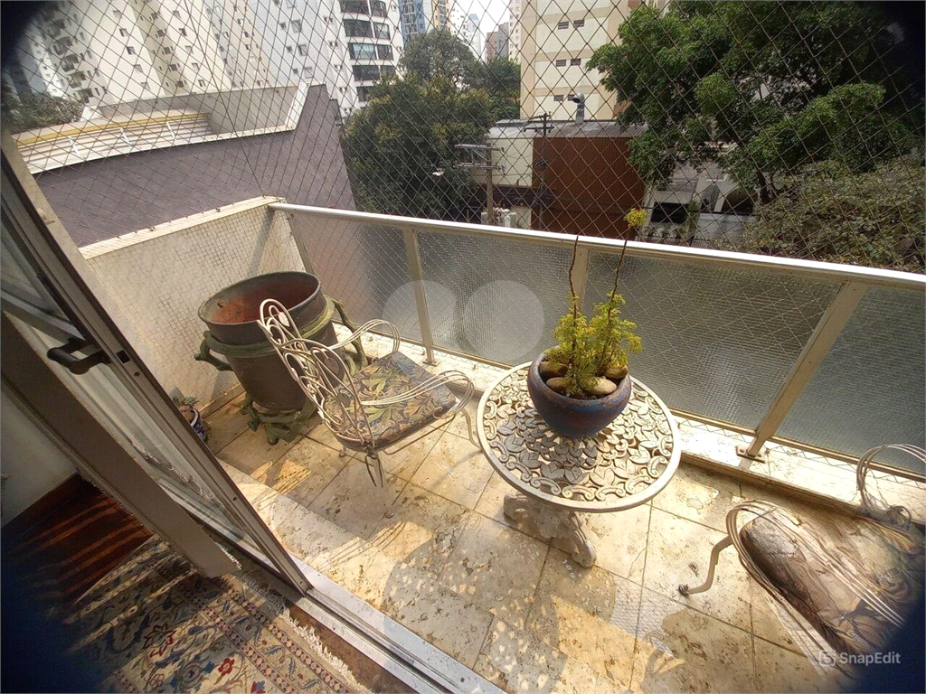 Apartamento em Moema
