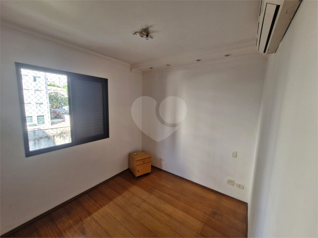  APARTAMENTO NA POMPEIA 2 QUARTOS COM AR CONDICIONADO E 2 VAGAS!