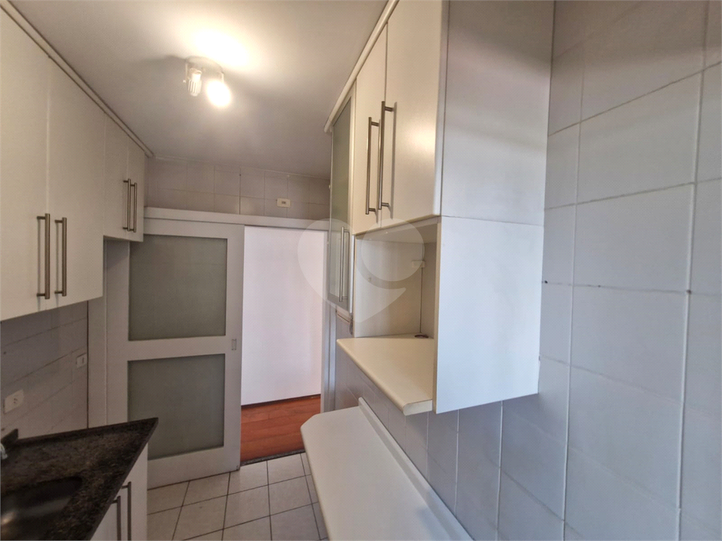  APARTAMENTO NA POMPEIA 2 QUARTOS COM AR CONDICIONADO E 2 VAGAS!