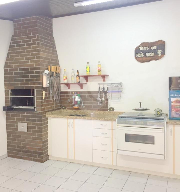 Casa para venda em Curitiba