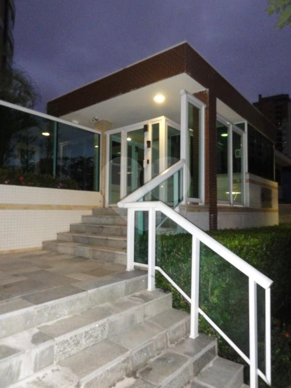 APARTAMENTO em SANTANA