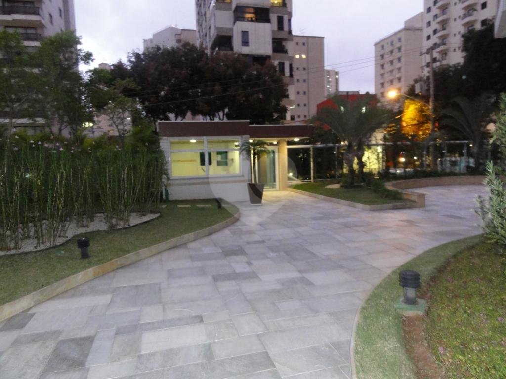 APARTAMENTO em SANTANA